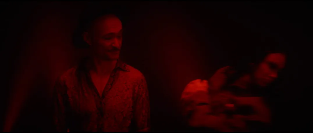 Still 04